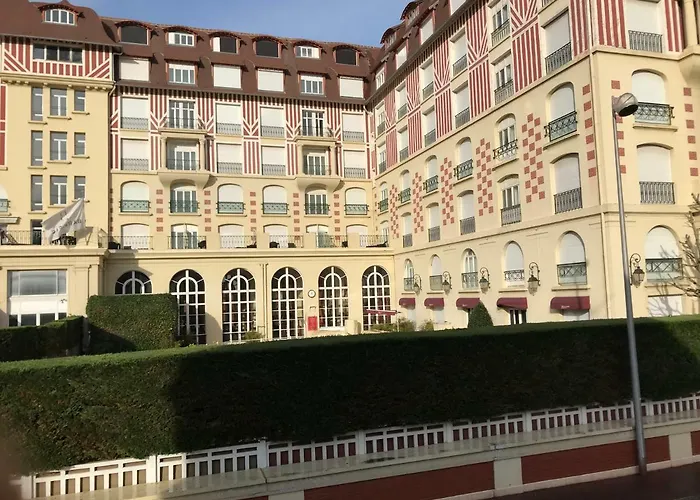 Le Royal 아파트 도빌